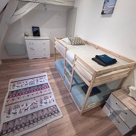 La Chambre Des Petits Voyageurs Sennecey-lès-Dijon Eksteriør billede