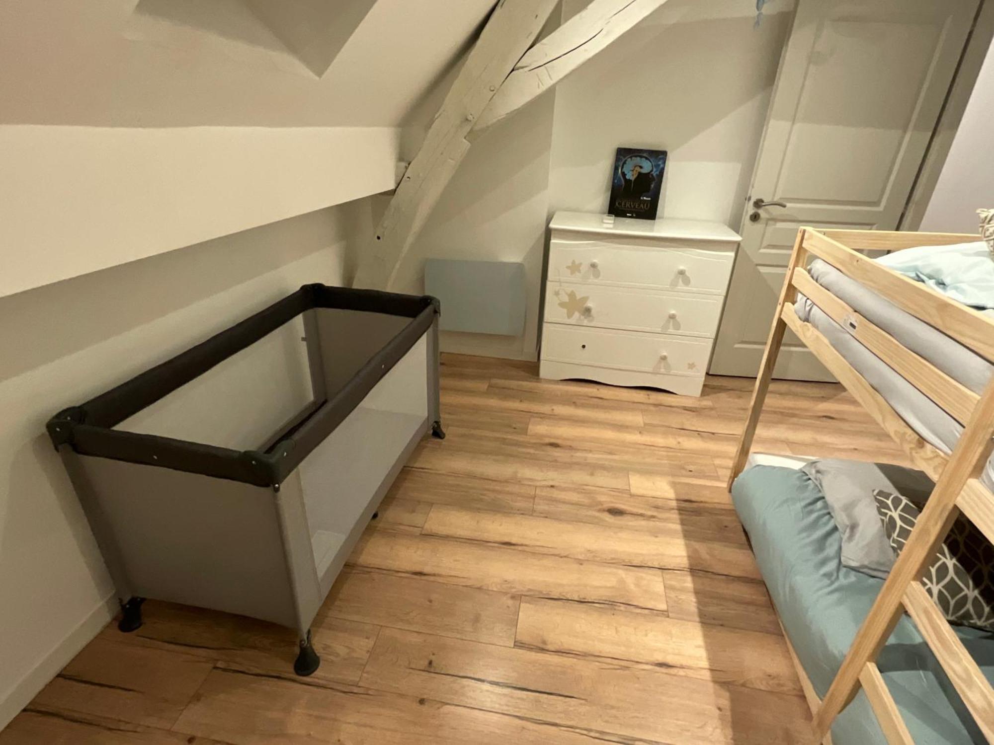 La Chambre Des Petits Voyageurs Sennecey-lès-Dijon Eksteriør billede